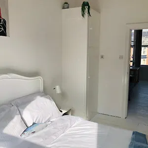  Apartment New! Seaside United Kingdom